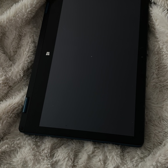 Gateway 11.6" Touchscreen 2-in-1sLaptop, IntelCeleron ProcessorN4020,4GBRAM,64GB - Picture 11 of 14